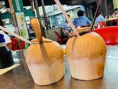 鲜椰子-黄亚华小食店(Jalan Alor)