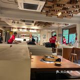 酸汤锅可以换成鸳鸯锅，我们换成了菌菇和酸汤的