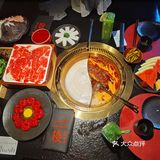 二楼火锅 位置在花园道二楼～这家餐厅比较安静