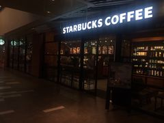 -星巴克(上海虹桥新天地二店)