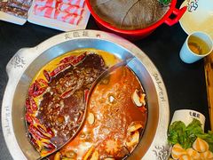 -大龙辣火锅·龙虾·烧烤(湖滨新天地店)