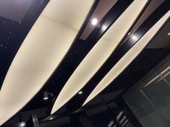 -亚洲国际大酒店·云顶阁旋转自助餐厅