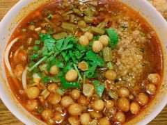 自热酸辣粉-付小姐在成都(五道口店)