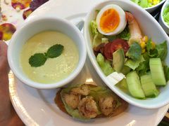 -松山湖凯悦酒店·Café自助餐厅·周末火舞秀表演