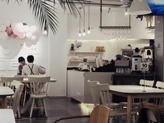-露露家咖啡店