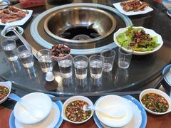 -老来福·非遗酸汤兔(凯旋路店)