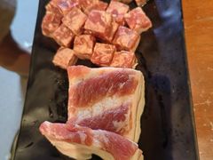 -肉甲韩国木炭烤肉(新壹街1店)