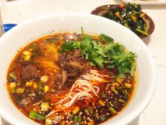 -李与白包子铺(桐梓林店)