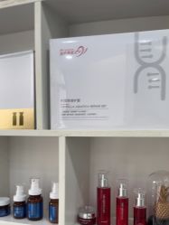 -苗方清颜专业祛痘·皮肤管理
