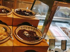 -大中华希尔顿酒店-念自助餐·嗨啤·小龙虾