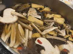 灰鹅野菌汤-黔蘑菇四季餐厅(观山湖店)