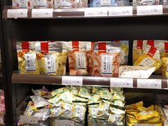 面包甜点陈列柜-良品铺子(五角场万达店)