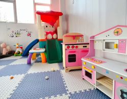 -海豚湾婴儿游泳(塘沽店)