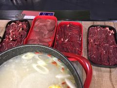 -彩鹿·潮汕·鲜牛肉·自助火锅(伊电园店)