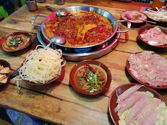 -老街·稳拈老火锅(海椒市店)