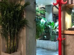 -HIGH FIVE哈福手工汉堡(桂林路店)