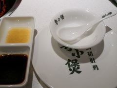 -粤小煲鲜汤猪肚鸡(丹尼斯二天地店)