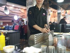 -利昂法式铁板主题餐厅(新奥购物中心店)