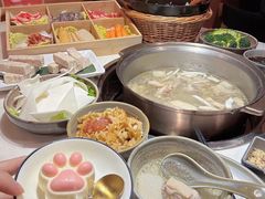 -喃喃椰·糟粕醋椰子鸡火锅(七堡花园店)