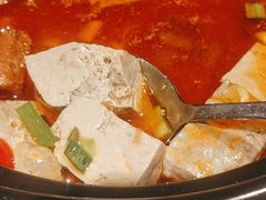 自制黑豆腐砂锅-姜君·千岛湖鱼头馆(浦东大道店)