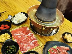 -钱家·乔老爷铜锅涮肉(曹路宝龙店)