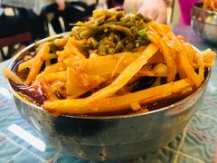 -红鼻子桂林米粉(金唐新光界店)