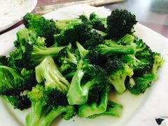 -溢心园香河肉饼总店