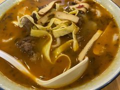 -阿彬生炒牛肉面(解放路店)