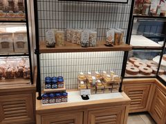 面包甜点陈列柜-罗森尼娜(德思勤店)