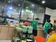 -老何家后安粉·糟粕醋海鲜火锅(三亚湾椰梦长廊店)