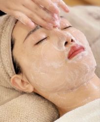 -悦瑢港湾科技美肤芳疗美容