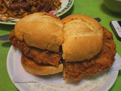 猪扒包-胜利茶餐室