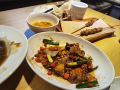 -关东小磨东北菜(上海长风大悦城店)