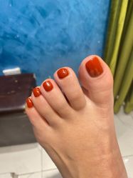 -悦指间美甲美睫