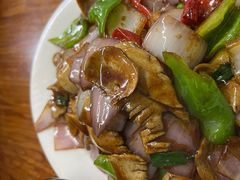 -胡子饮食店