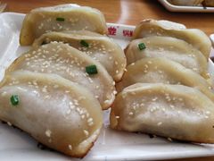 -小姜锅贴(凤凰街店)