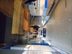 iphone_upload_pic-香港会议展览中心演讲厅