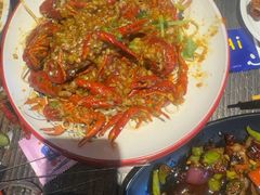 -老街烧烤大排档·地道湖北菜·龙虾馆(汉口火车站店)