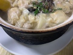 -小许三鲜砂锅馄饨店(家多乐烟酒店)