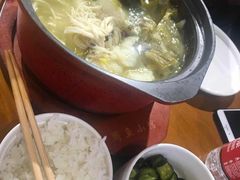 -周鱼小馆石锅酸菜鱼(活力汇店)