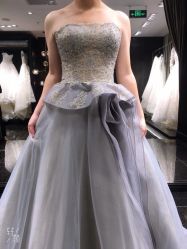点击看大图 -GRACE KELLY婚纱与礼服(北京店)