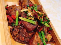 -魏铭鱼头捞饭(晋阳路店)