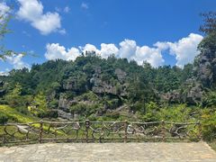 -梭布垭石林景区