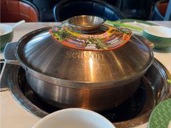 -润园四季椰子鸡火锅(海上世界店)