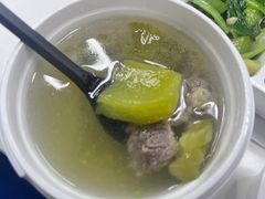 苦瓜排骨汤-裕记烧腊连锁餐饮(国商分店)