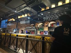 -麦凯伦烧烤·精酿超级工厂店(金桥总店)