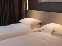 -上海世茂皇家艾美酒店