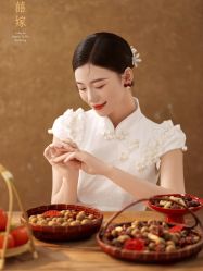 -樱花婚纱摄影