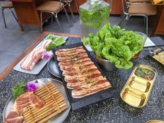 -红泥小火炉·东北泥炉烤肉(天一旗舰店)