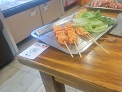 -哈尔滨小酒馆·鲜肉现穿自助烧烤(康新花园店)